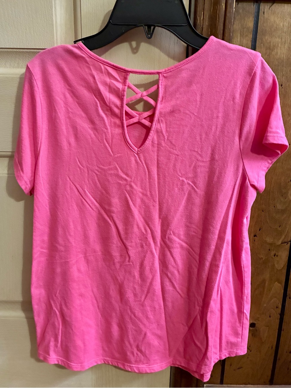 Girls’s Pink Short-Sleeve Top with Crisscross Back. Size Large
